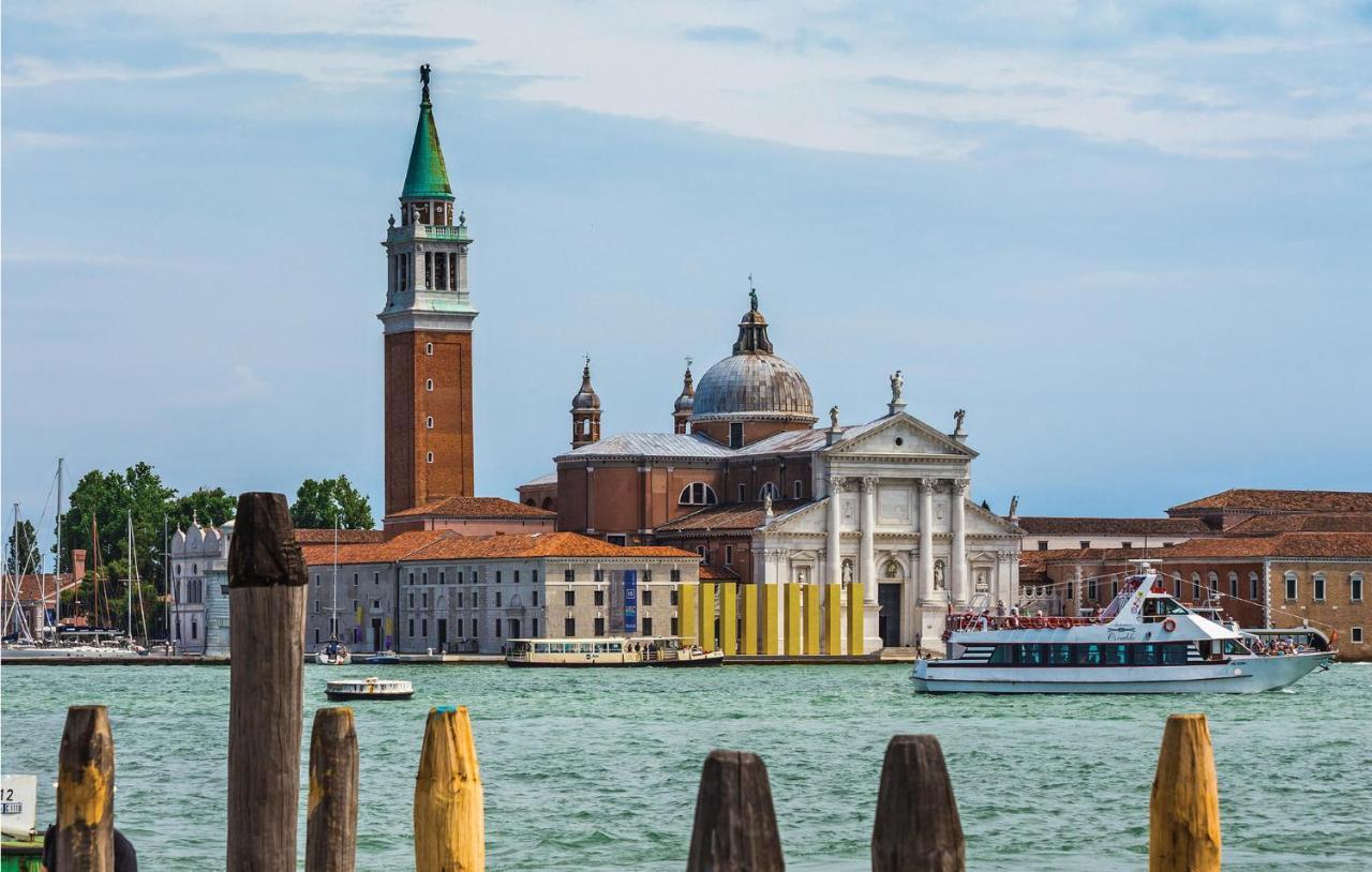 Stunning Apartment In Venezia With Kitchenette Buitenkant foto